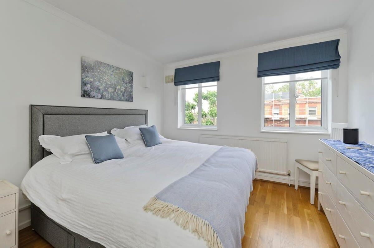 Appartamento Elegant 3 Bed Flat Earls Court