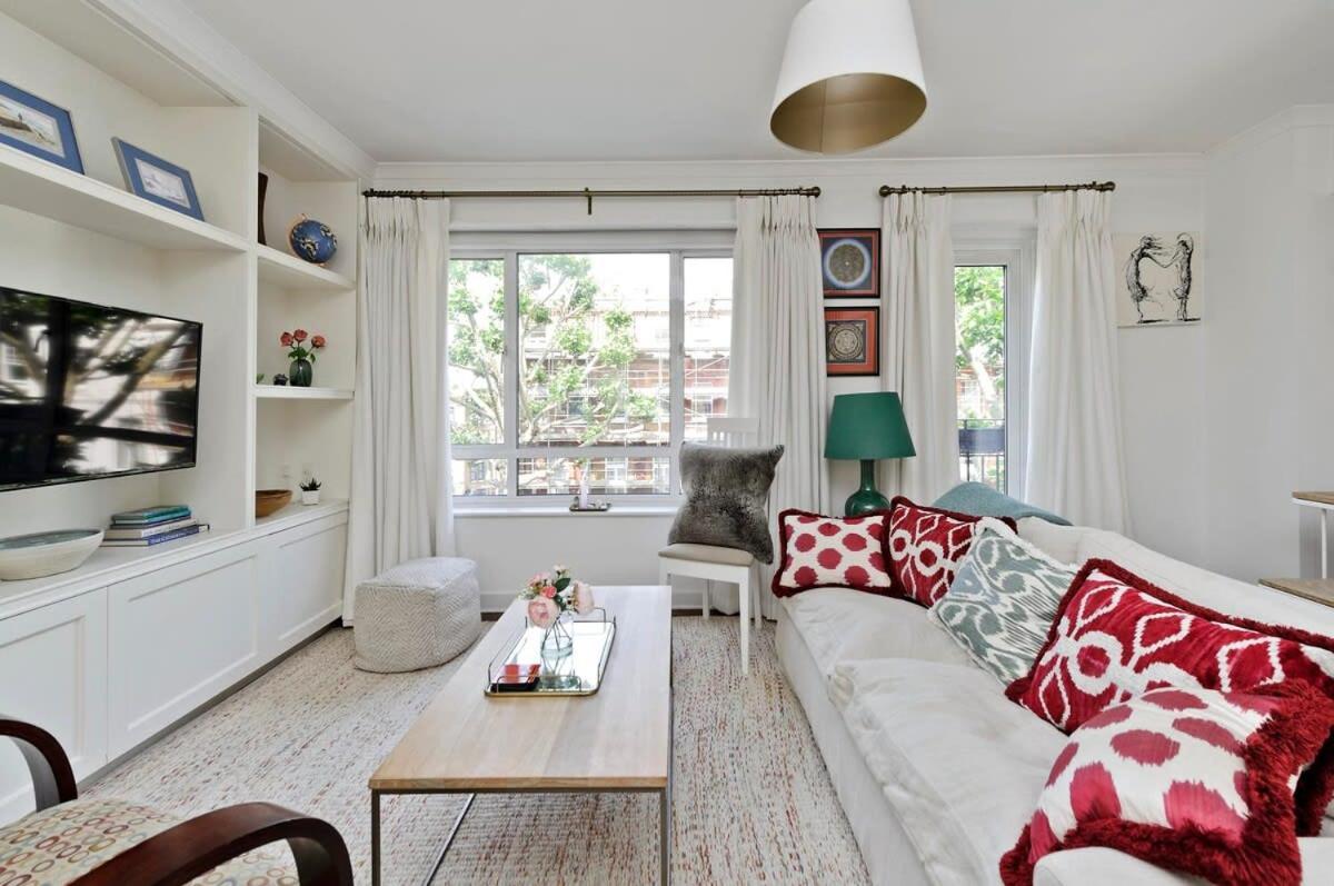 Elegant 3 Bed Flat Earls Court * Londra